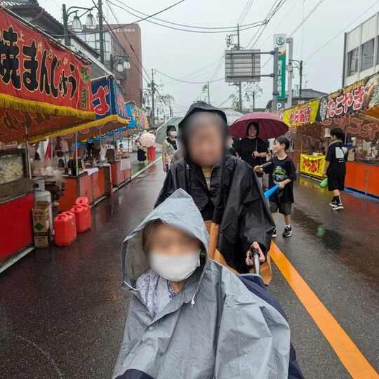 いろんな屋台の前